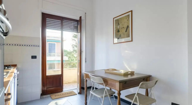 ALTIDO Spacious 3-BR Apartment near Boccadasse, Забронировать Апартаменты/квартира Генуя Итальянская Ривьера
