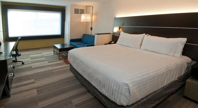Люкс Holiday Inn Express & Suites Johnstown by IHG