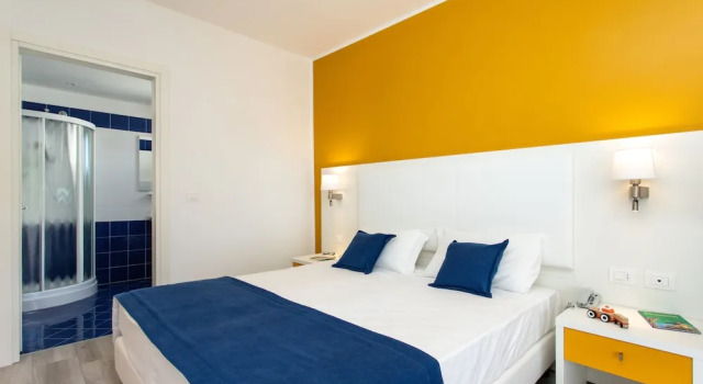 Трёхместный номер Comfort с балконом Hotel Greif