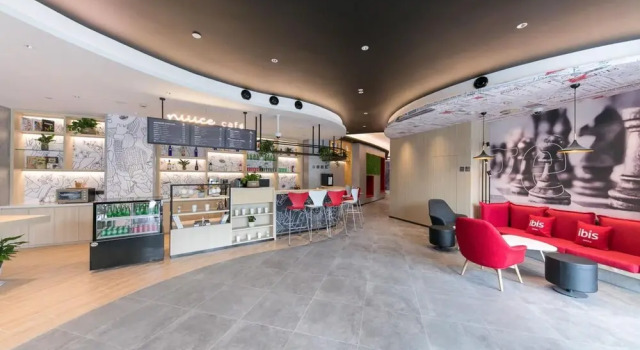 Ibis Shanghai Hongqiao Transportation Hub Qibao Hotel