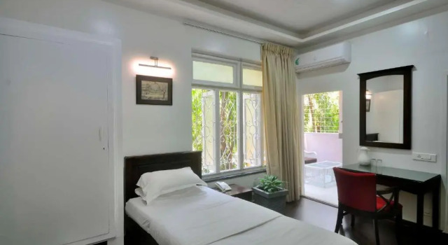 Номер Standard Oyo 749 Hotel Ketan