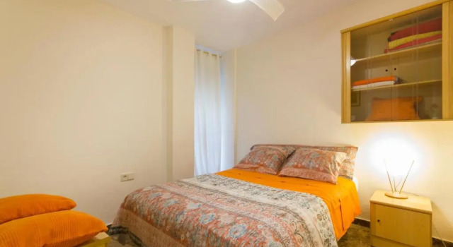 Apartamento Deluxe Playa Alicante, Забронировать Апартаменты/квартира Аликанте Памплона, рядом с Puerto Deportivo