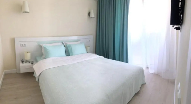 Batumi-Volna, Book Hotel Batumi 