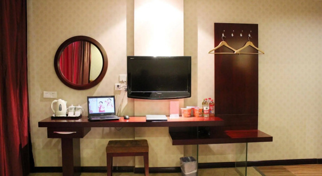 Zhaoxing Business Hotel, Rezervovat Hotel Kchaj-feng Henan
