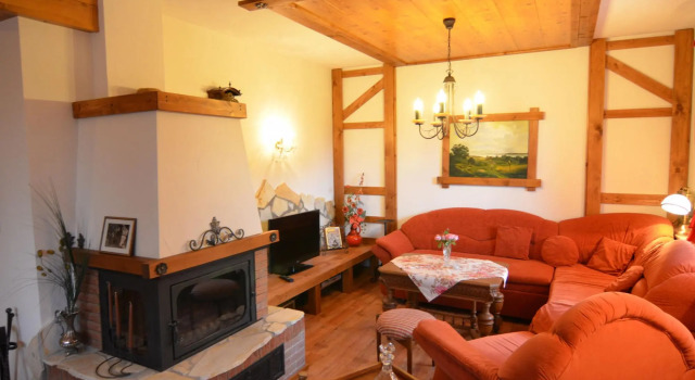 Quaint Apartment in Zeil am Main with Terrace, Book Apartment Zeil Lower Franconia