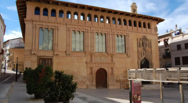 Casa Alexandra, Varaa Villa Alboy 