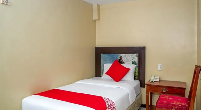 Номер Standard OYO 133 Jazzy James Country Hotel 2