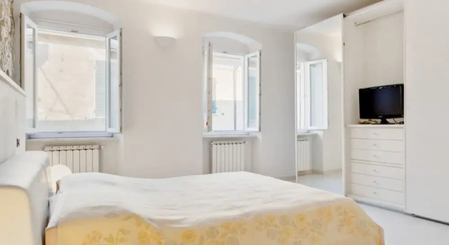 Sarzana White Apartment nel Centro Storico, Забронировать Апартаменты/квартира Сарцана Лигурия