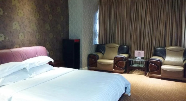 Liyumen Jindu Hotel, Rezervasyon Otel Guangdong otoparklı oteller, Otopark