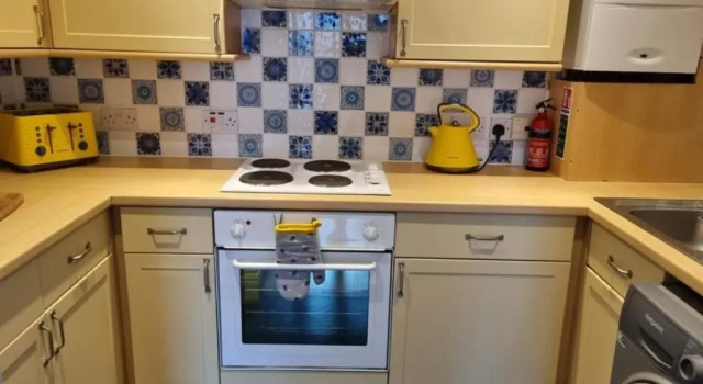Апартаменты Lichfield 2-bed whole apartment