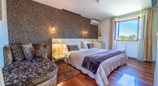 Villa com Piscina Braga by Izibookings