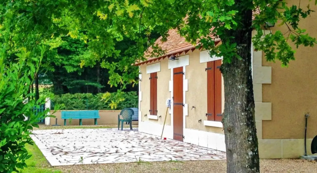 House With 3 Bedrooms in Faverolles, With Wonderful Lake View, Pool Ac