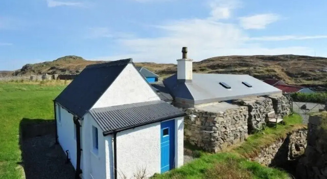Коттедж Tigh Bhisa Blackhouse
