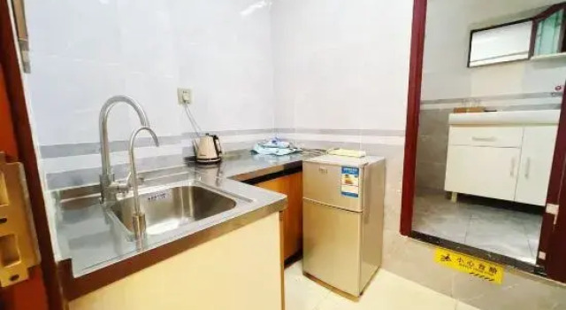 Люкс Deluxe Jianshui zhuwuqing  homestay