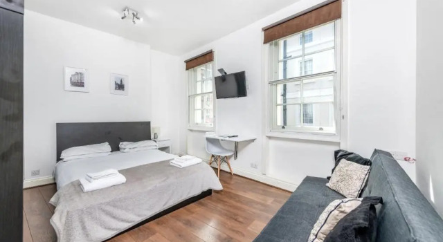 Студия Soho Central Apartments