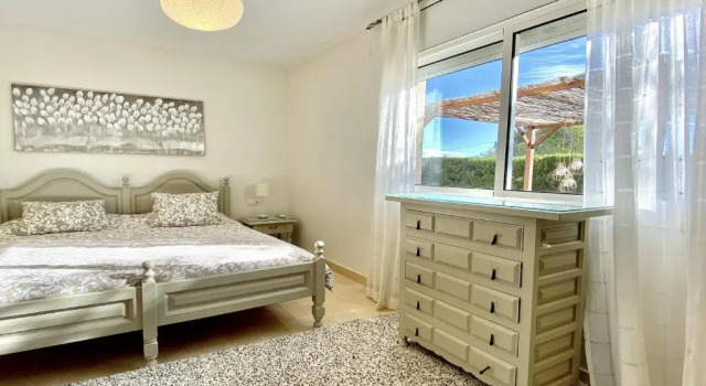 Villa Martina 4 bedroom villa with air conditioning & private swimming pool ideal for families, Забронировать Вилла Ла-Амеллья-де-Мар El Baix Ebre, рядом с Platja de Cala Forn