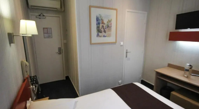 Номер Standard Hôtel Des Trois Gares