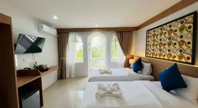 Люкс Seaside Patong House - Newly Open