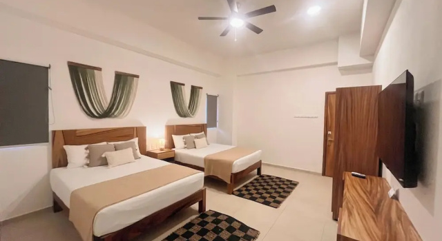 Полулюкс с балконом и с видом на бассейн Itare Beach House