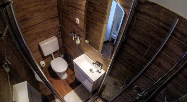 Студия Fab n Chic Apartments