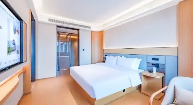 Люкс Ji Hotel (Neijiang Normal University Wansheng Tianjie Store)