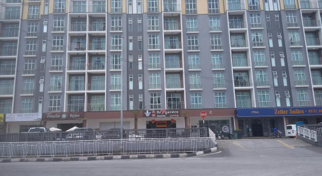 Astina Barington Square Goldenhill Aprt P Malam, Boek Hotel Brinchang 