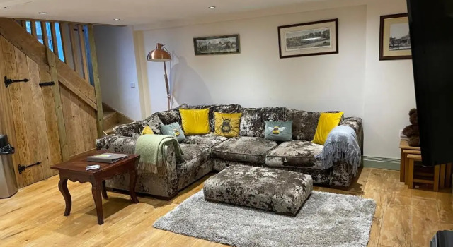 Charming 2-bed Cottage in Otley, Varaa Lomakoti Mökit kohteessa Merseyside, Mökki