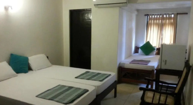 Номер Standard Thiranagama Beach Hotel