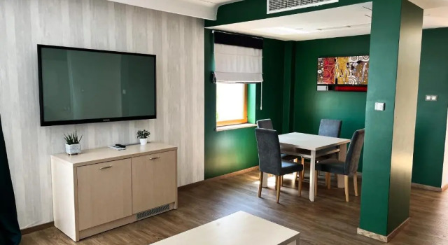 Апартаменты с балконом Hotel Kristoff