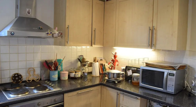 1 Bedroom Apartment in Surrey Quays, Varaa Huoneisto Asunnot kohteessa Merseyside, Huoneisto
