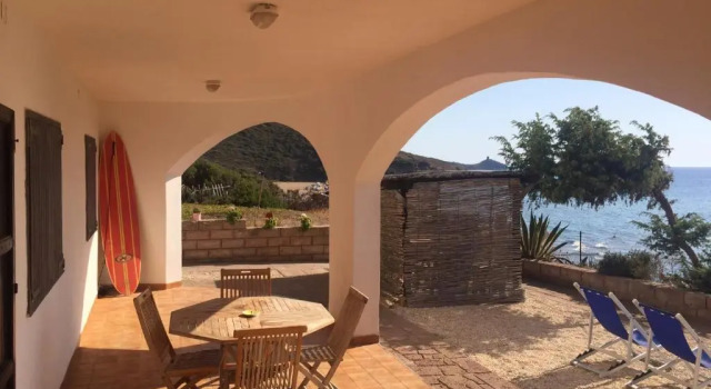 Коттедж Villa Alabe - Waterfront Apartments in Bosa Porto Alabe