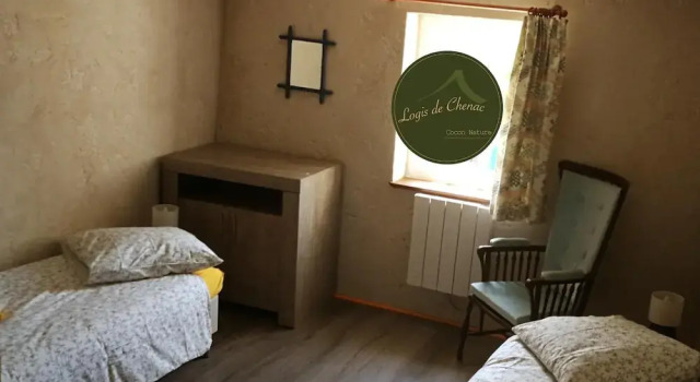 Logis de Chenac, Rezerwuj Hotel Hotele w Charente-Maritime z parkingiem, Parking