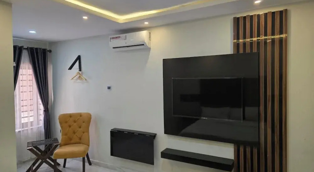 Royal Zimmer NEKST Hotel Ibadan