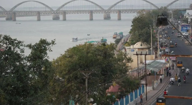 S K River View Inn, Book Hotel Rajahmundry 