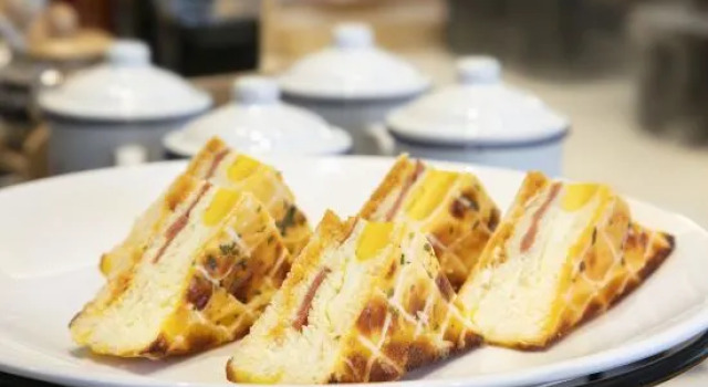 Moshang Qingya Hotel (Shenghua Li Shopping Center Jingkai Central Square Subway Station), Book Hotel Zhengzhou Henan