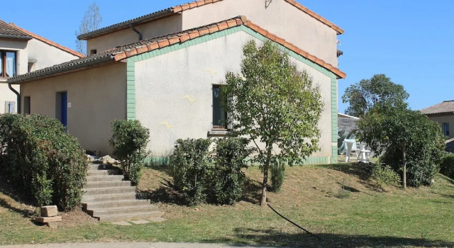 House With one Bedroom in Saint-martin-d'ardèche, With Wonderful Mount, Prenota Casa vacanze Hotel a Alvernia con parcheggio, Parcheggio