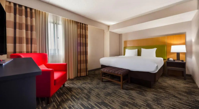 Двухместный люкс c 1 комнатой Wingate by Wyndham Lincoln Airport East I-80