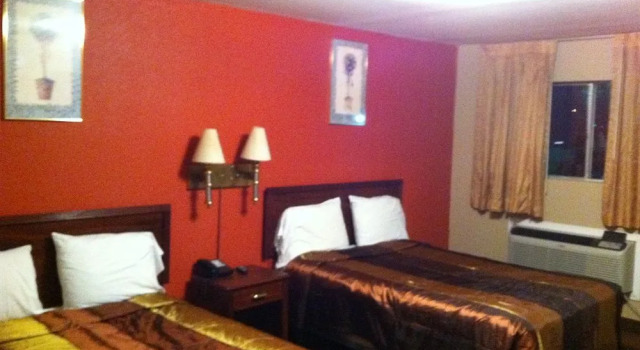 Western Skies Motel, Забронировать Мотель Сиговилл Dallas - Fort Worth Metropolitan Area