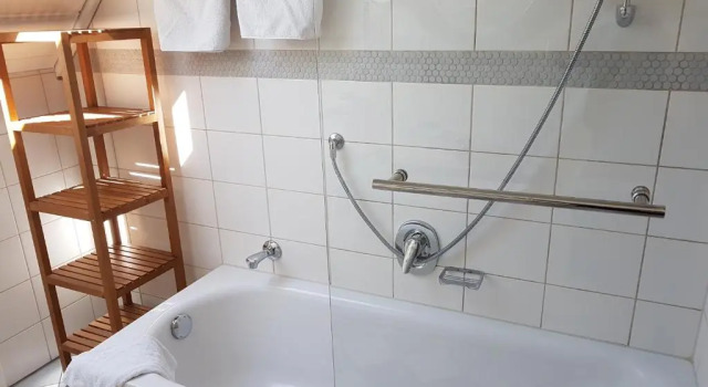 Апартаменты с видом на озеро Self-check-in Ferienwohnungen & Apartments am Bergsee