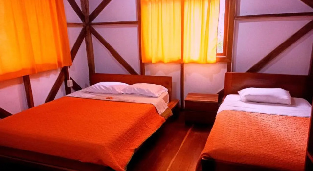 Четырёхместный номер Standard Rio Napo Lodge