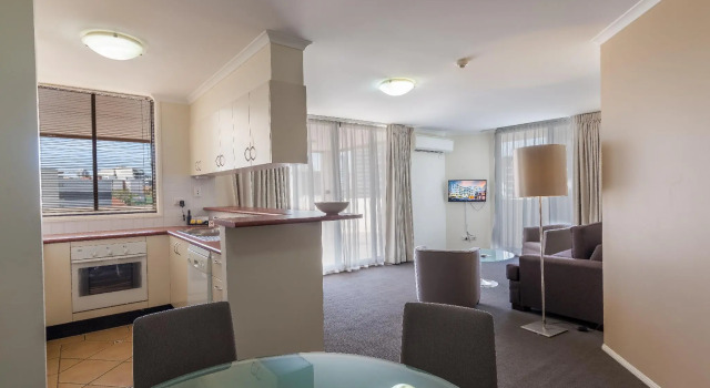 Апартаменты с 2 комнатами West End Central Apartments