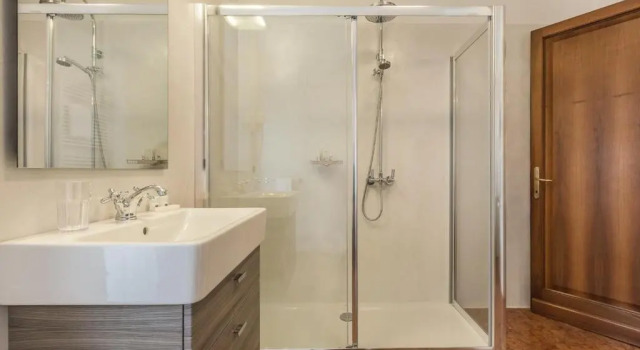 Апартаменты Ca del Monastero 1 Collection Apt for 4 Guests with Balcony and Lift