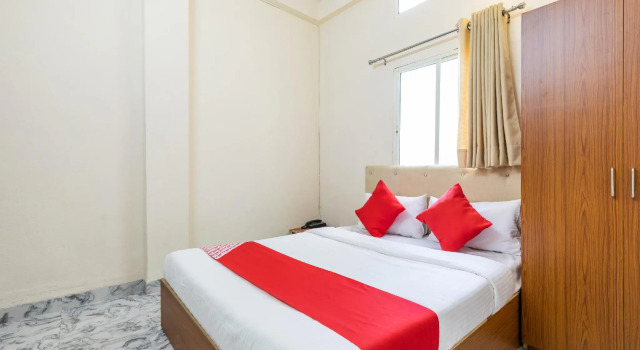 OYO Flagship 35815 Hotel Gulab Inn