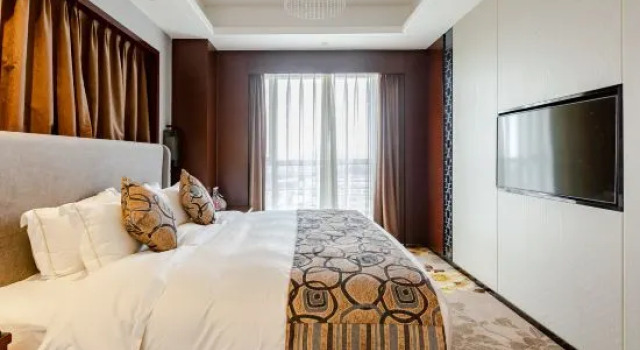 Люкс Deluxe United Kingson HoteL