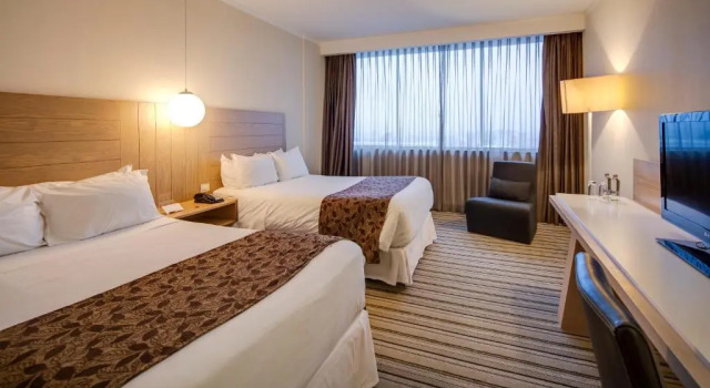 Четырёхместный номер Standard с видом на город Отель Wyndham Concepcion Pettra