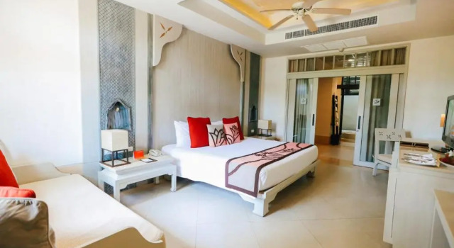 Номер Grand Deluxe Melati Beach Resort & Spa