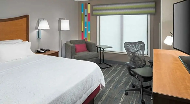 Двухместный номер Hearing Accessible Hampton Inn & Suites Chicago North Shore