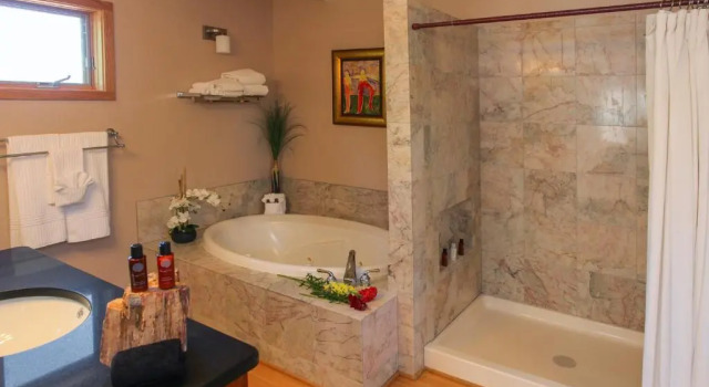 Коттедж Flanigan`s Resort and Spa