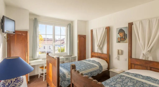 Le Manoir de l'Antiquite, Rezervasyon Otel Challans 