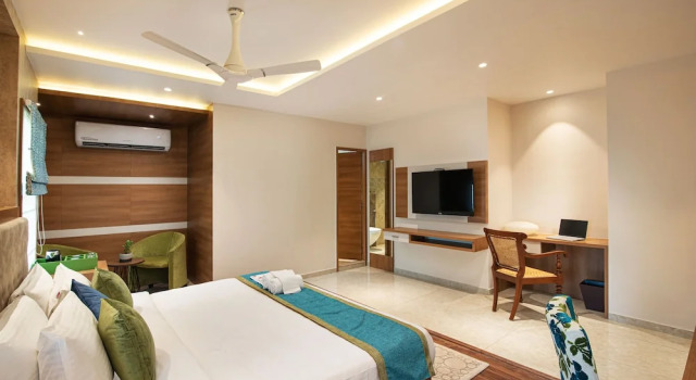 Люкс Luxury Time Square Boutique Hotel & Spa